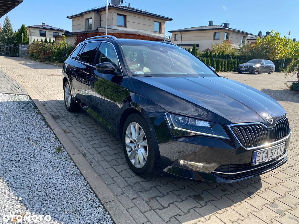 Skoda Superb 2.0 TDI 4x4 Style DSG - 4