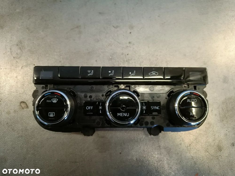 Skoda Octavia 3 FL III lift Panel Sterowania Nawiewu Klimatyzacji 5E0907044AP - 1
