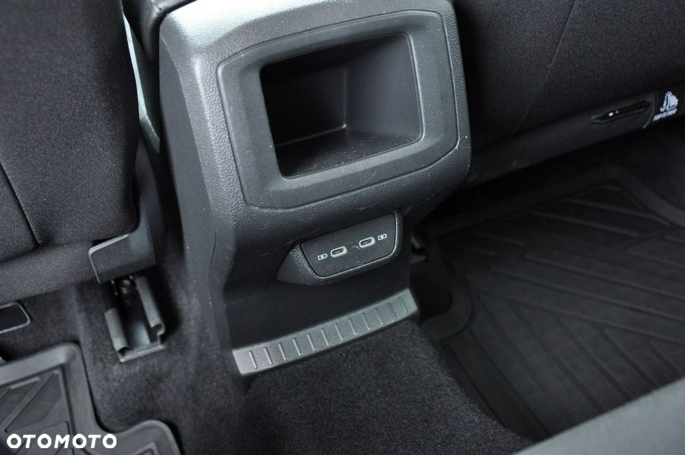 Volkswagen T-Cross 1.0 TSI Life - 25