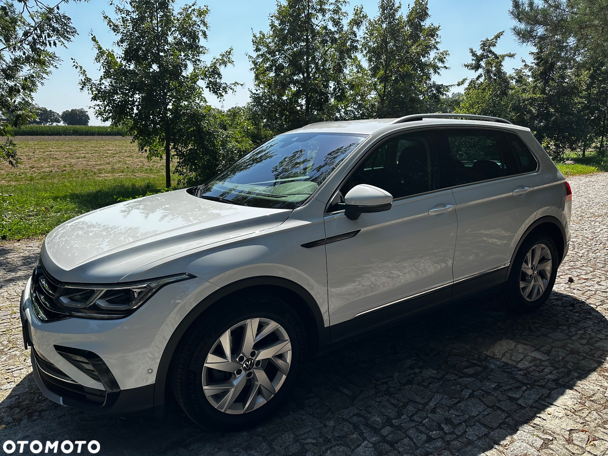 Volkswagen Tiguan - 2