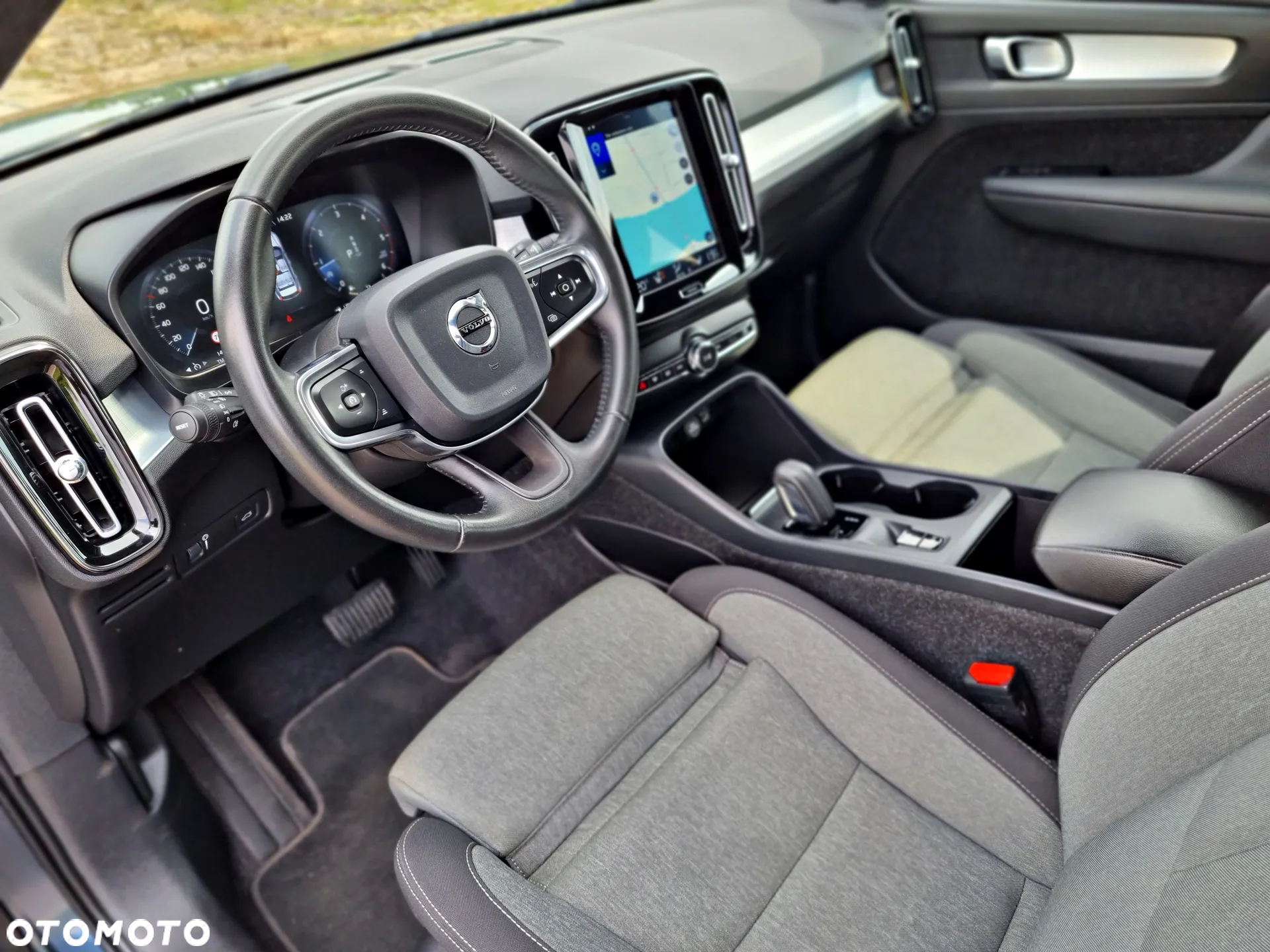 Volvo XC 40 D3 Momentum Pro - 28