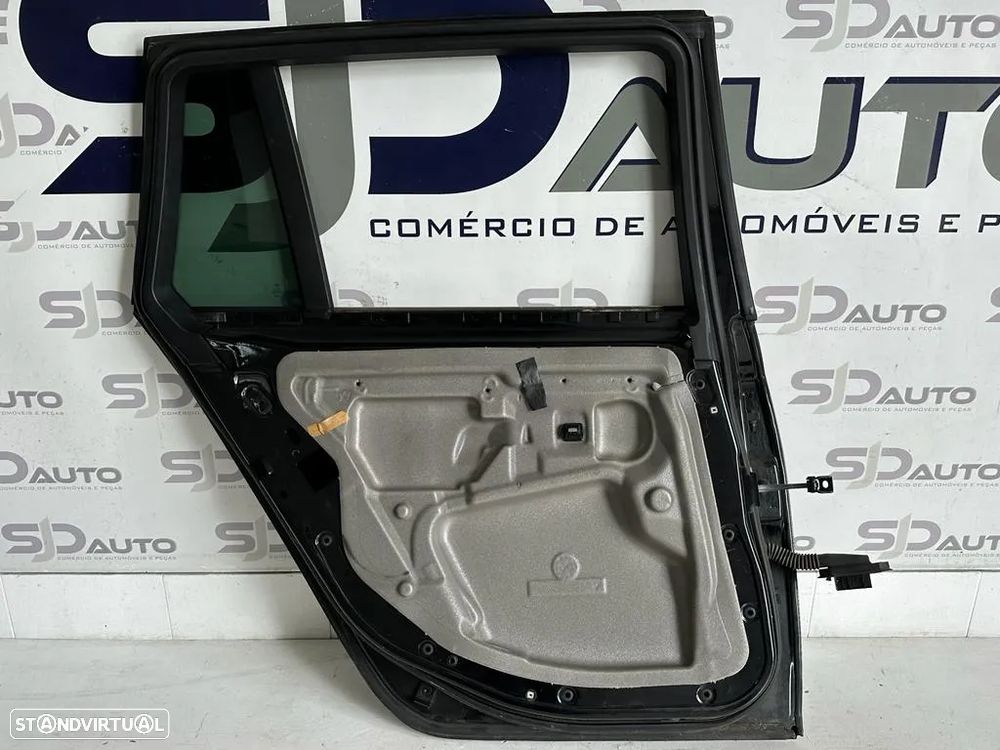 Porta Frente / Trás - BMW Série 5 (E60 / E61) - 18