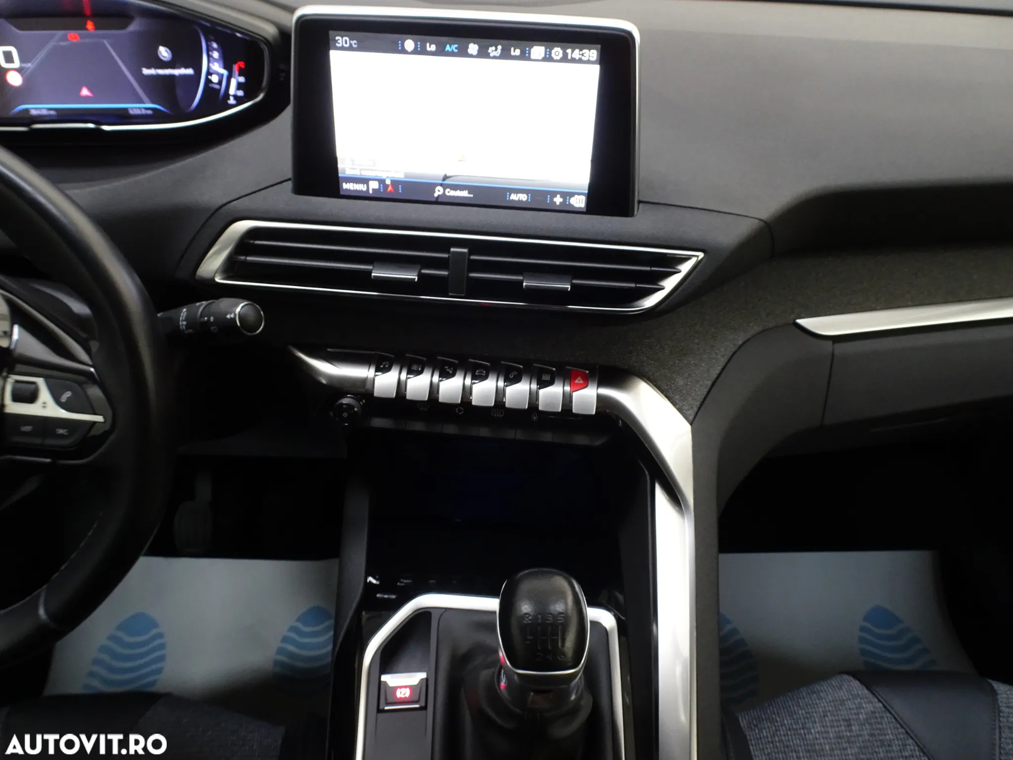 Peugeot 3008 1.2 PureTech Turbo S&S Allure - 15