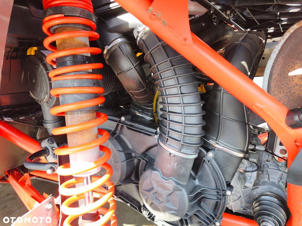 Can-Am Maverick - 16