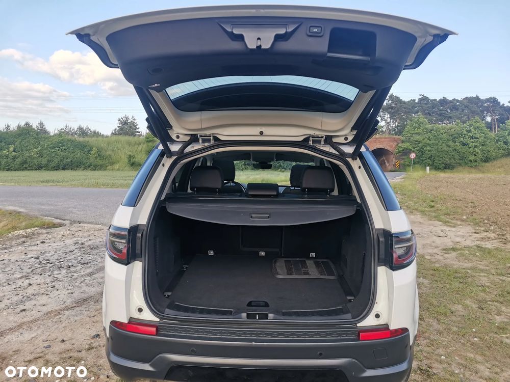 Land Rover Discovery Sport P250 SE - 12