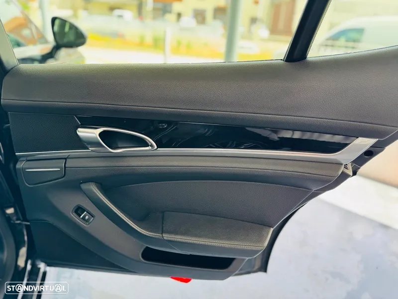 Porsche Panamera Diesel Edition - 32