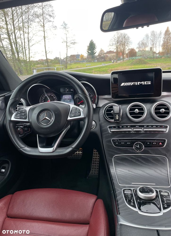 Mercedes-Benz Klasa C 300 9G-TRONIC AMG Line - 15