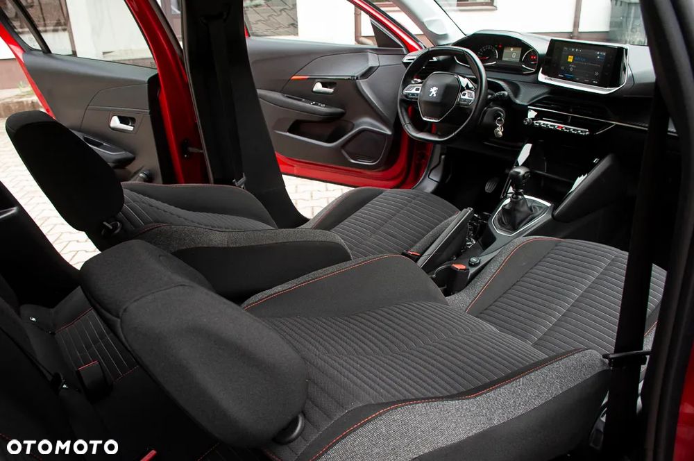 Peugeot 208 PureTech 82 Start & Stop Allure - 24