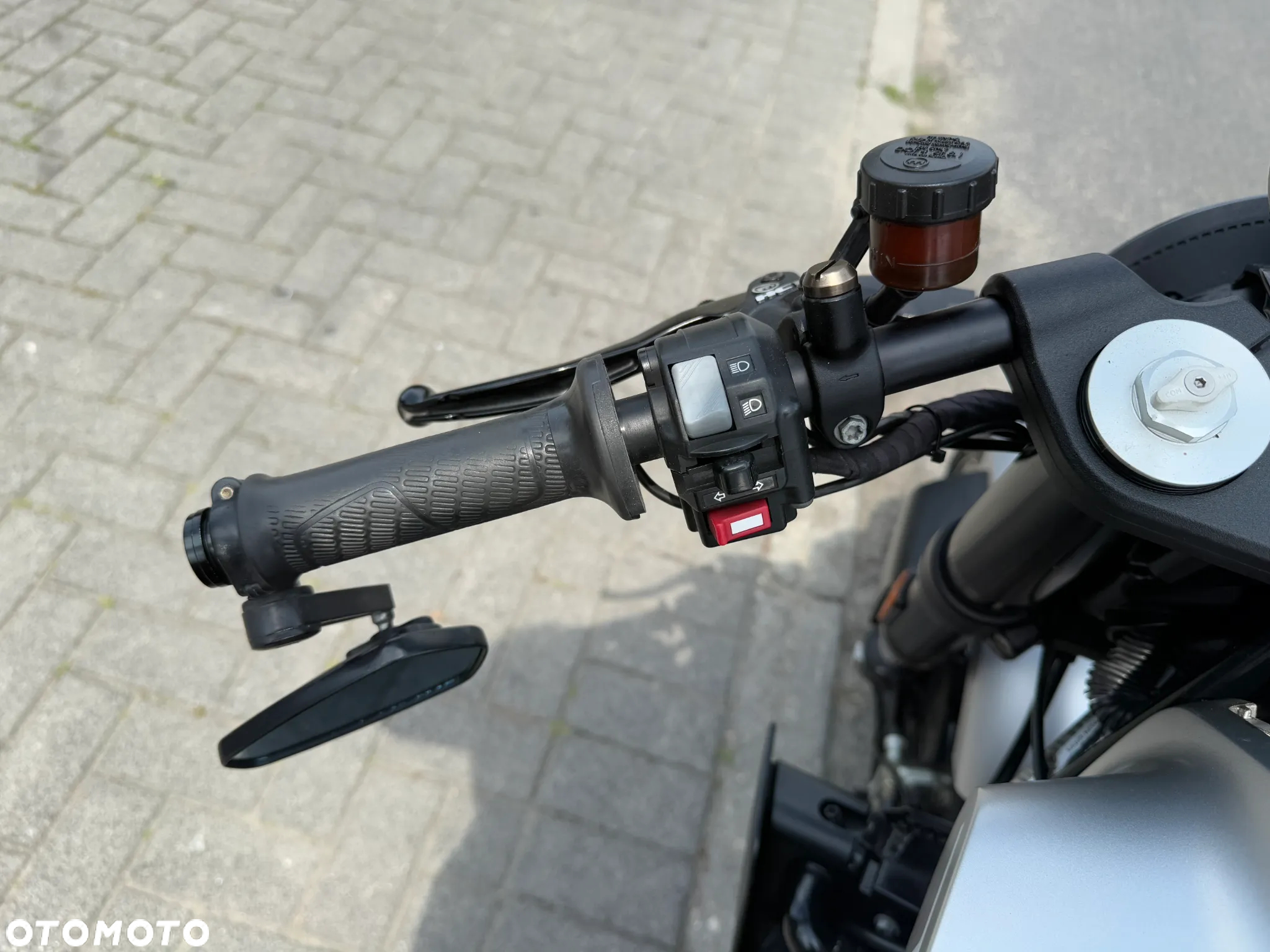 Husqvarna Vitpilen - 14