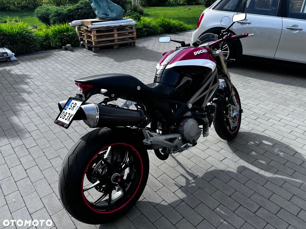 Ducati Monster - 5