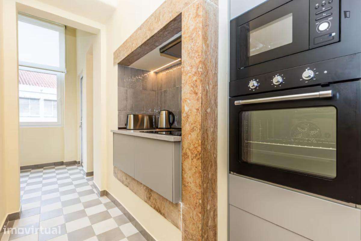 Quarto - localizado em Anjos Lisbon - Grande imagem: 5/22