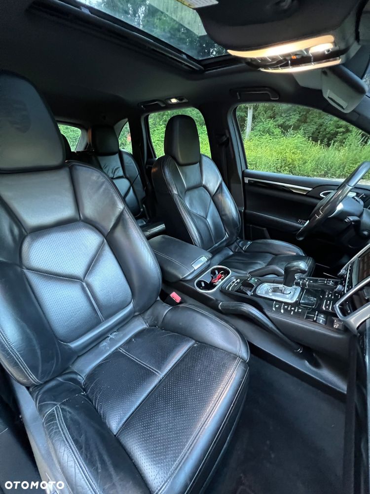 Porsche Cayenne S - 37