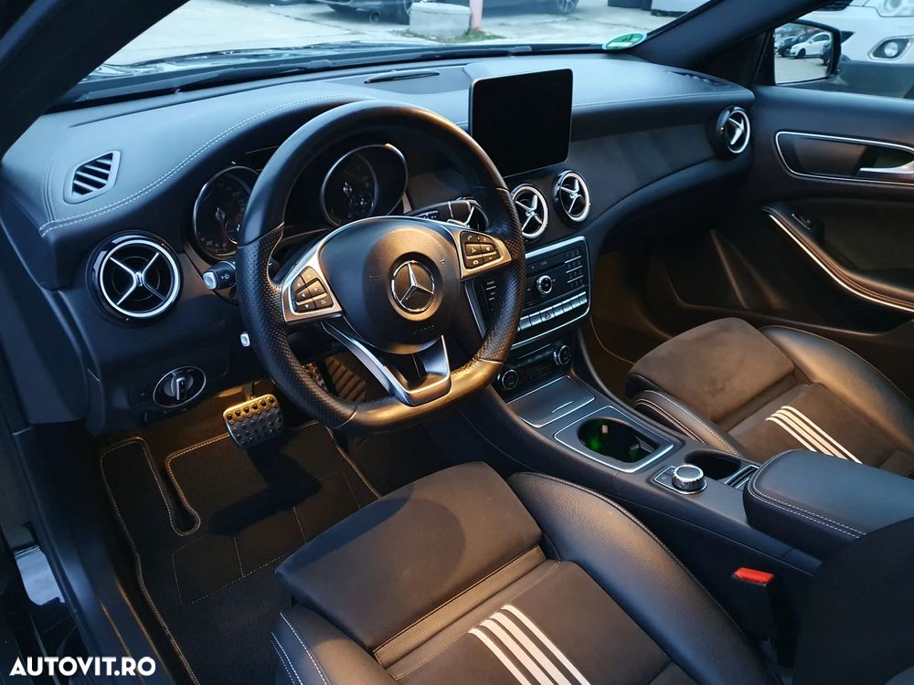 Mercedes-Benz GLA 220 d 4Matic 7G-DCT AMG Line - 20