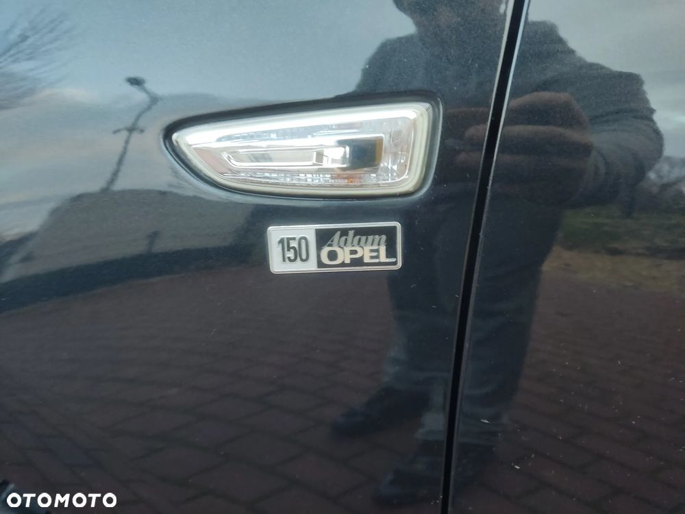 Opel Astra 1.4 Turbo 150 Jahre - 10