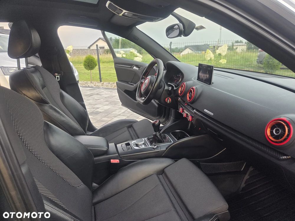 Audi A3 Sportback 2.0 TDI (clean diesel) S line Sportpaket - 18