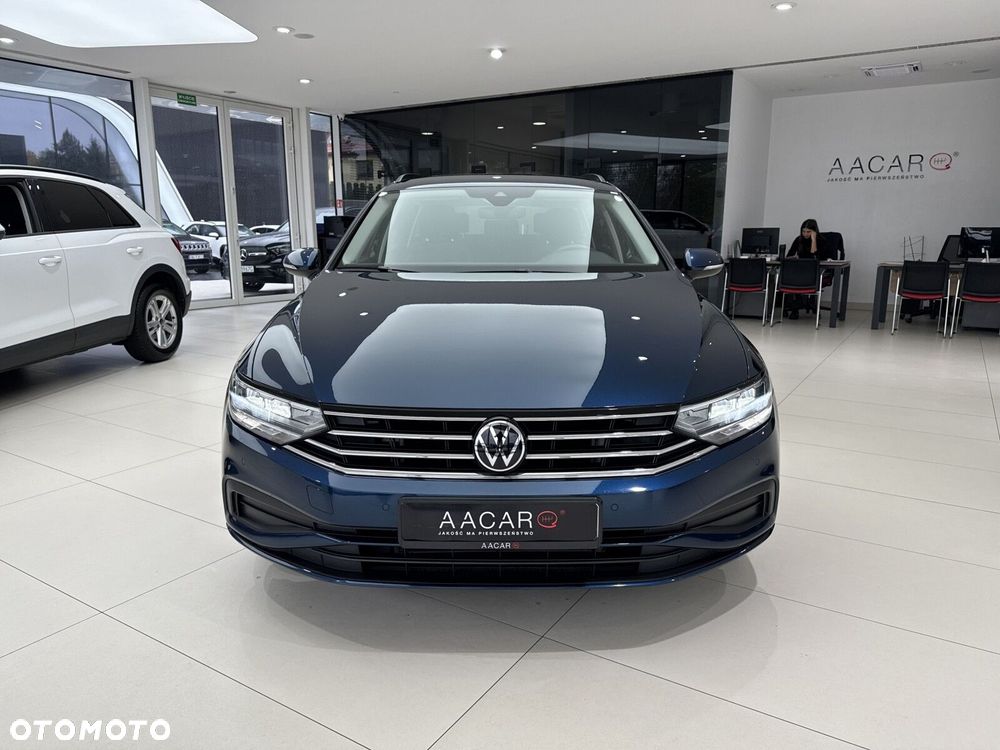 Volkswagen Passat - 7