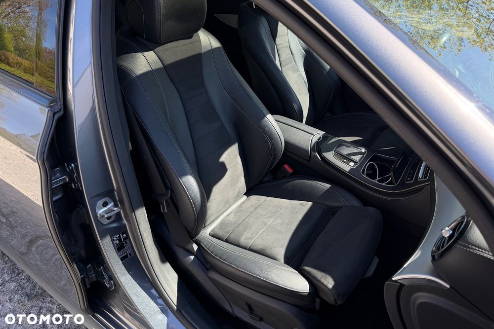 Mercedes-Benz Klasa E 220 d 4-Matic AMG - 16