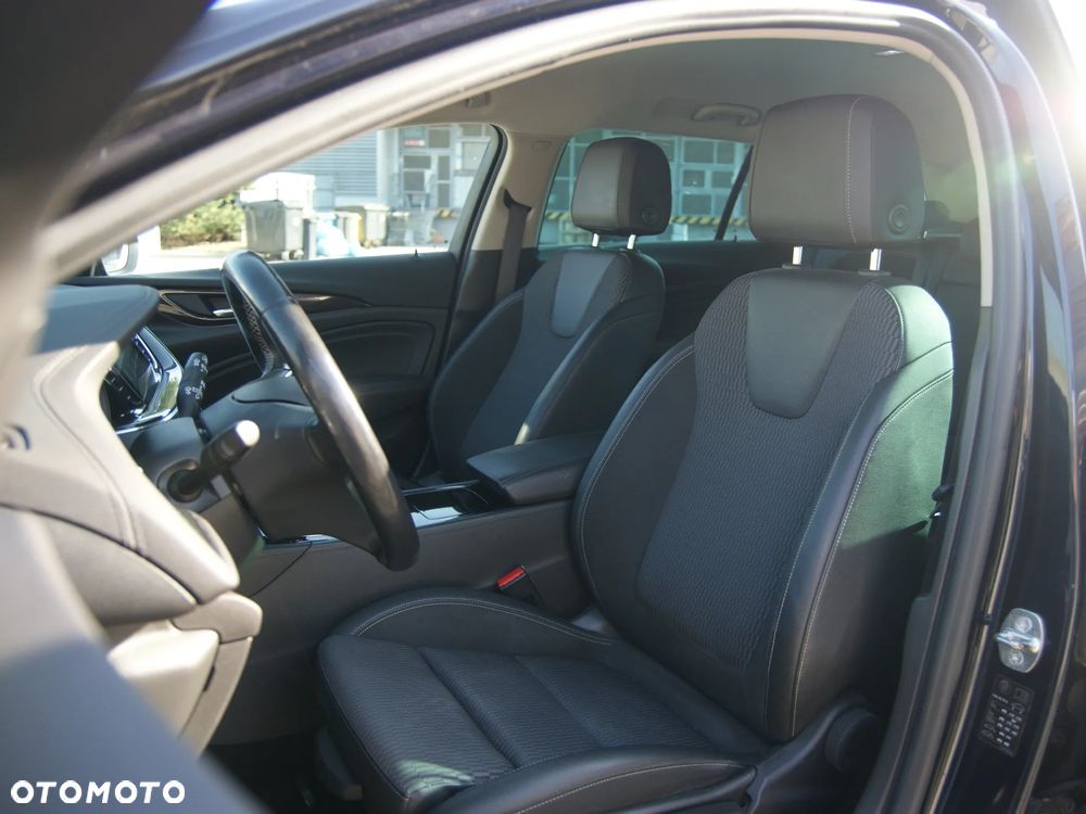 Opel Insignia 2.0 CDTI Executive - 13