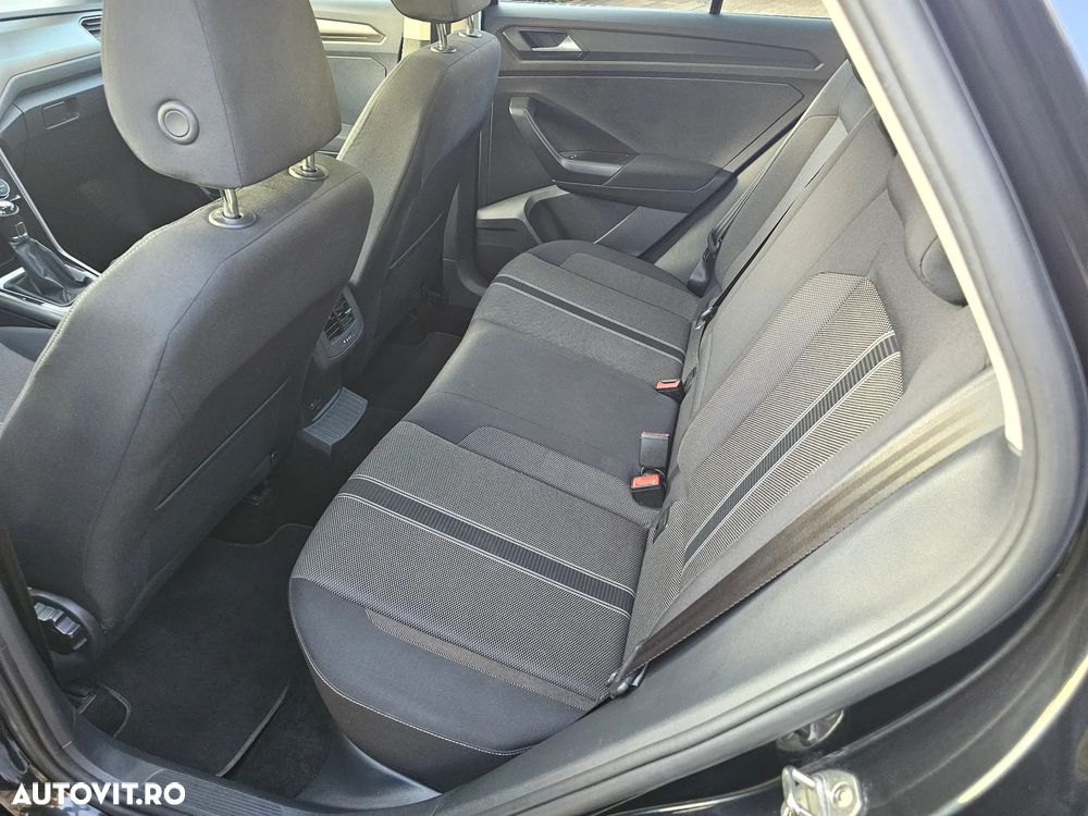 Volkswagen T-Roc 2.0 TDI SCR 4MOTION IQ.DRIVE - 12