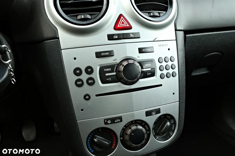 Opel Corsa 1.2 16V - 34