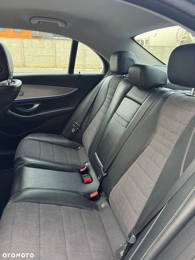 Mercedes-Benz Klasa E 220 d 9G-TRONIC - 10