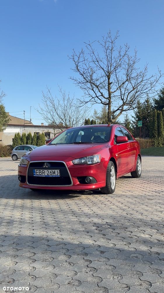 Mitsubishi Lancer - 10