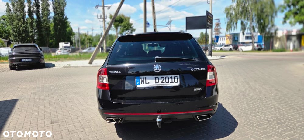 Skoda Octavia 2.0 TDI DSG RS - 15