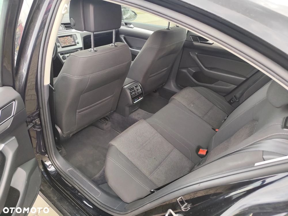 Volkswagen Passat 1.4 TSI ACT (BlueMotion Technology) DSG Highline - 11