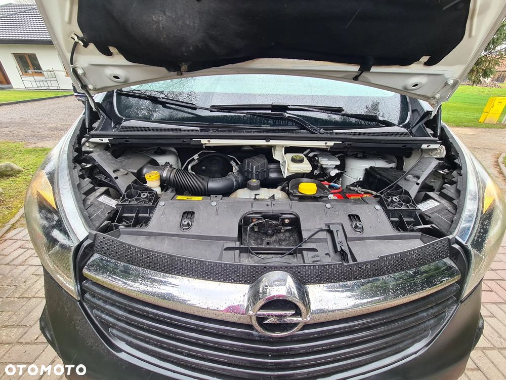 Opel Vivaro - 16