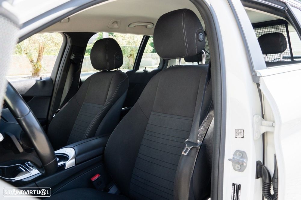 Mercedes-Benz C 220 d - 31