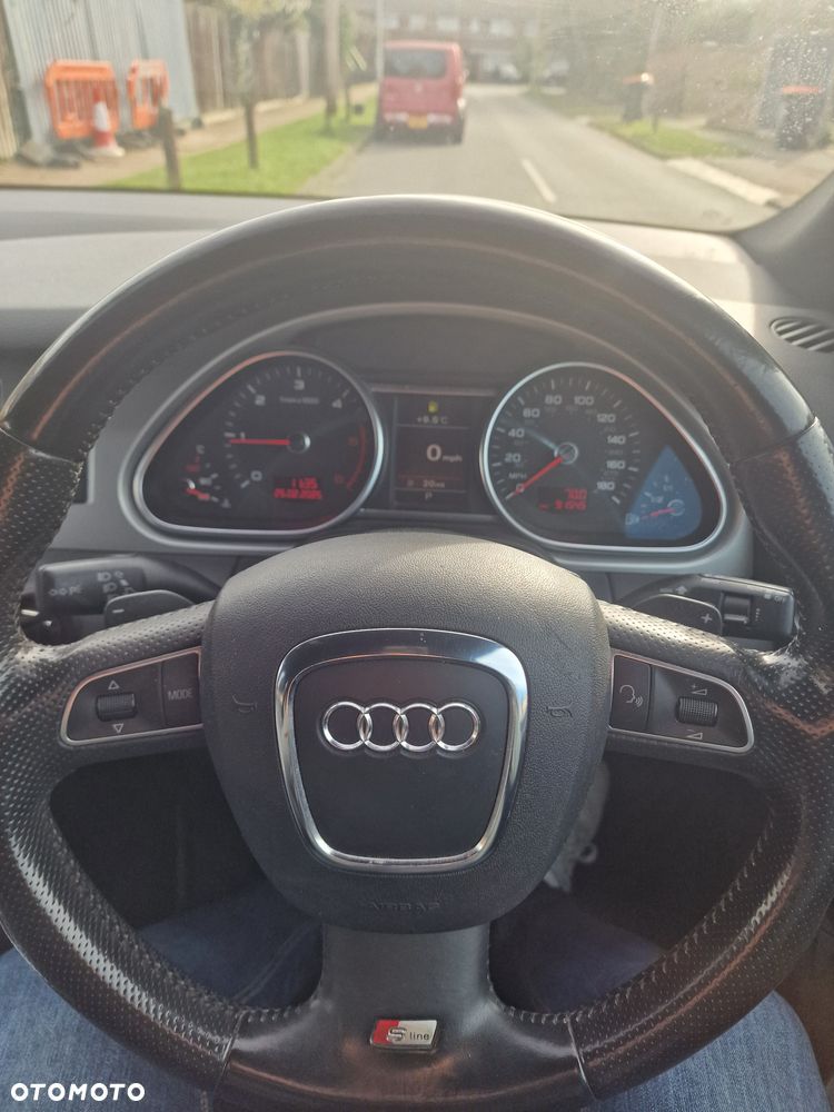 Audi Q7 - 3