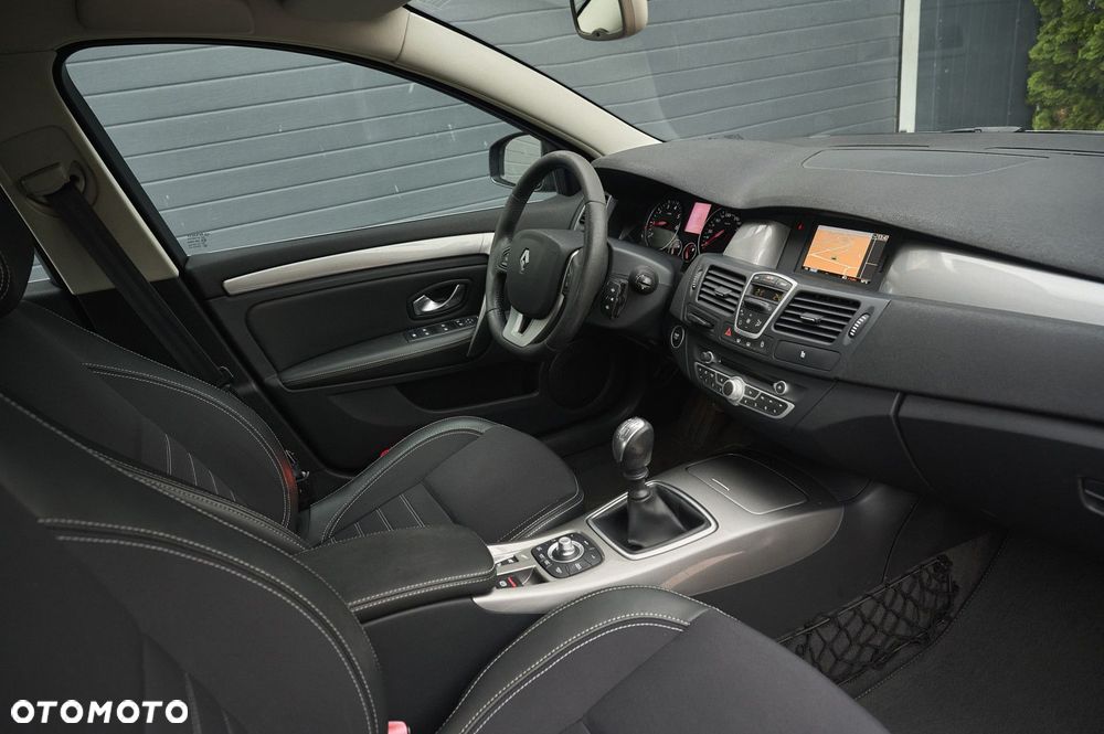 Renault Laguna - 23