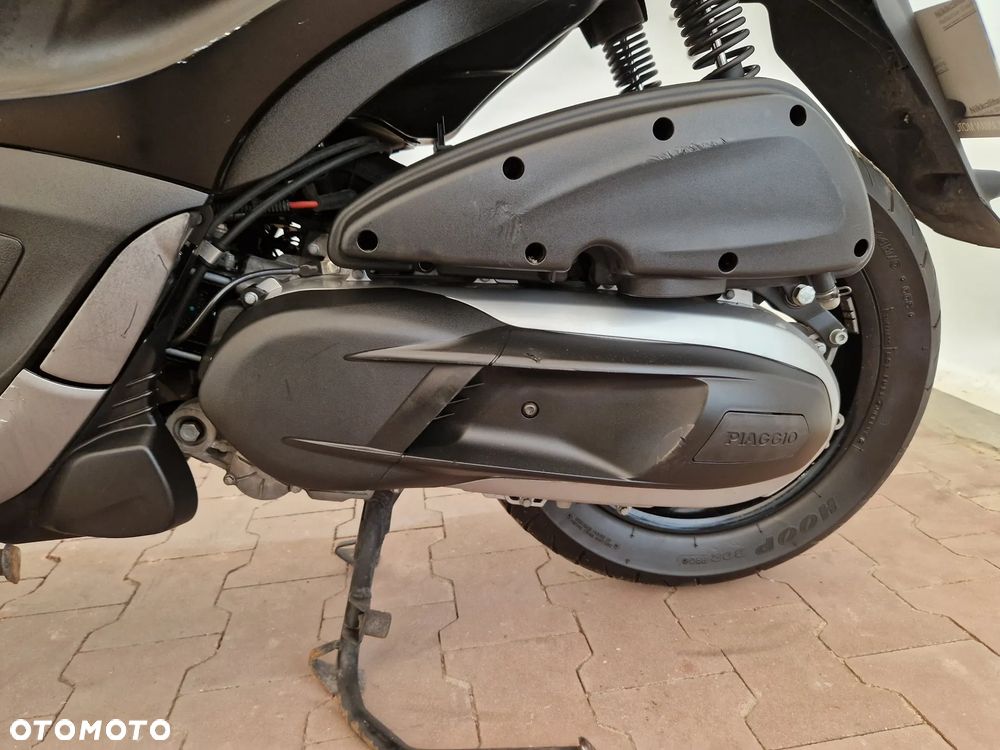 Piaggio Beverly - 27