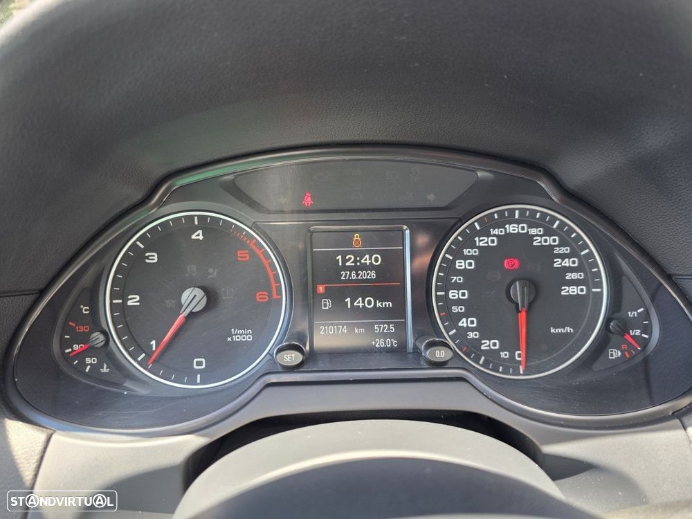 Audi Q5 2.0 TDI Advance - 11