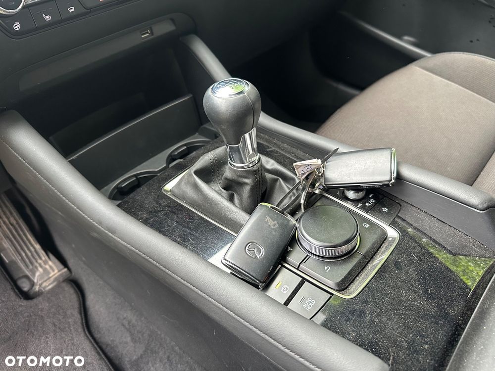 Mazda 3 e-SKYACTIV-X AWD 186 M HYBRID HOMURA - 12