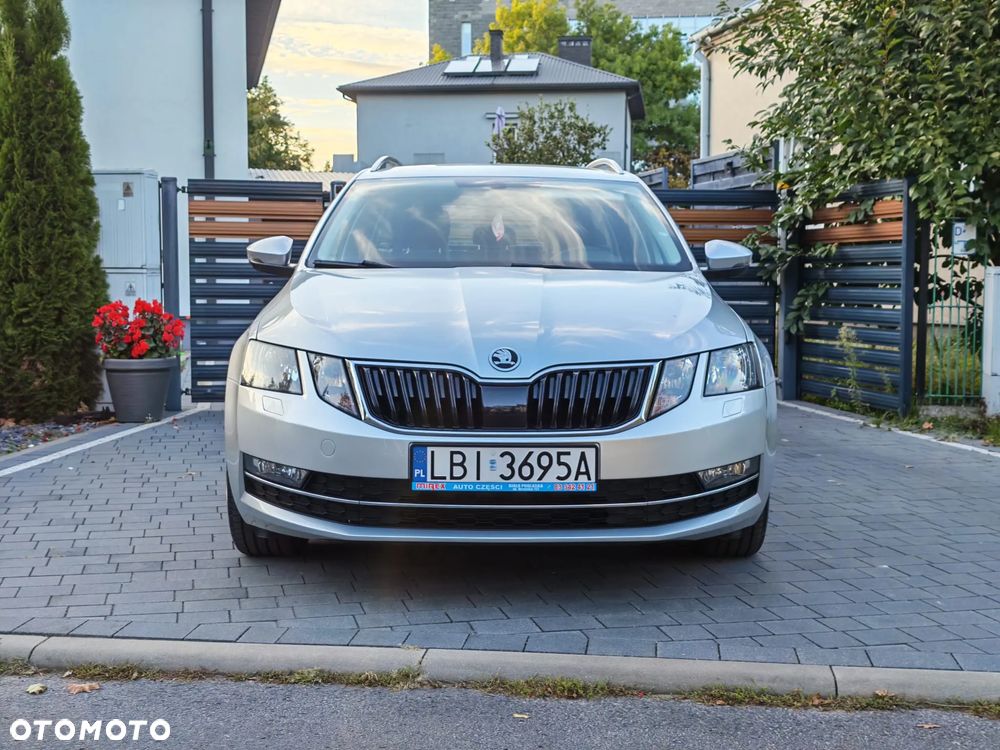 Skoda Octavia 1.4 TSI Edition DSG - 3