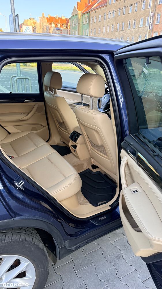BMW X3 28i xDrive - 10