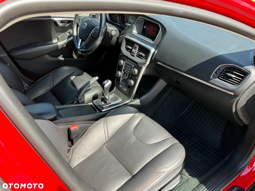Volvo V40 Cross Country D3 Summum - 29