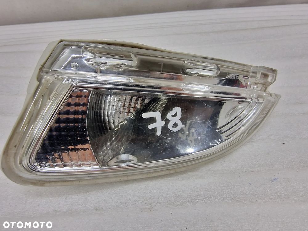 RENAULT TWINGO II LIFT 11- LAMPA KIERUNKOWSKAZU LEWA , NR TYC 12-A148 , NR AUKCJI H78 - 1