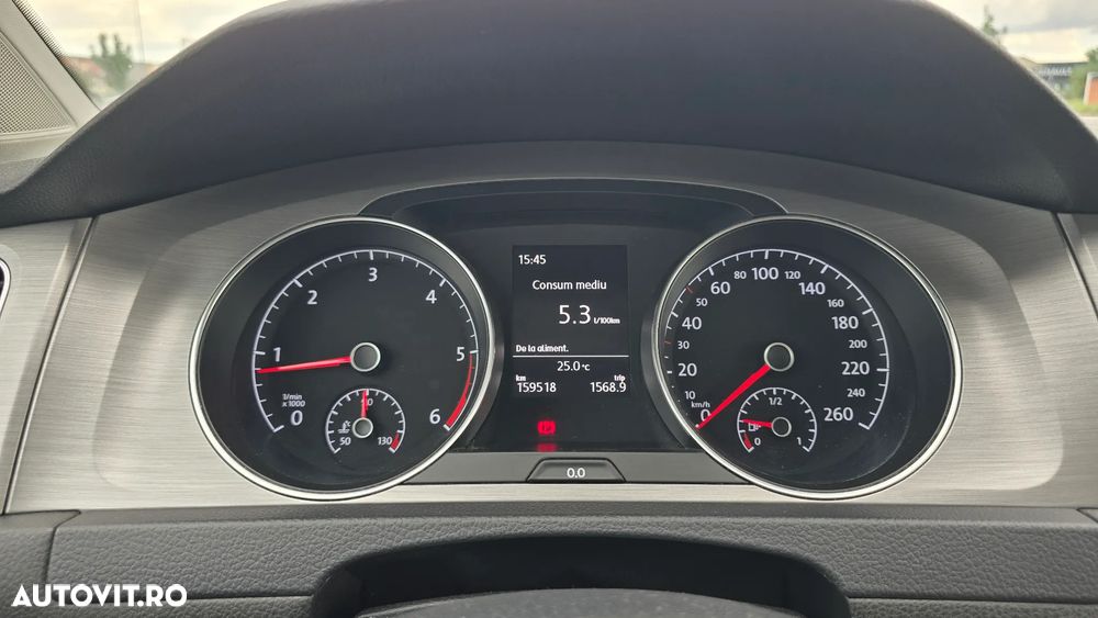 Volkswagen Golf 1.6 TDI BMT Comfortline - 16