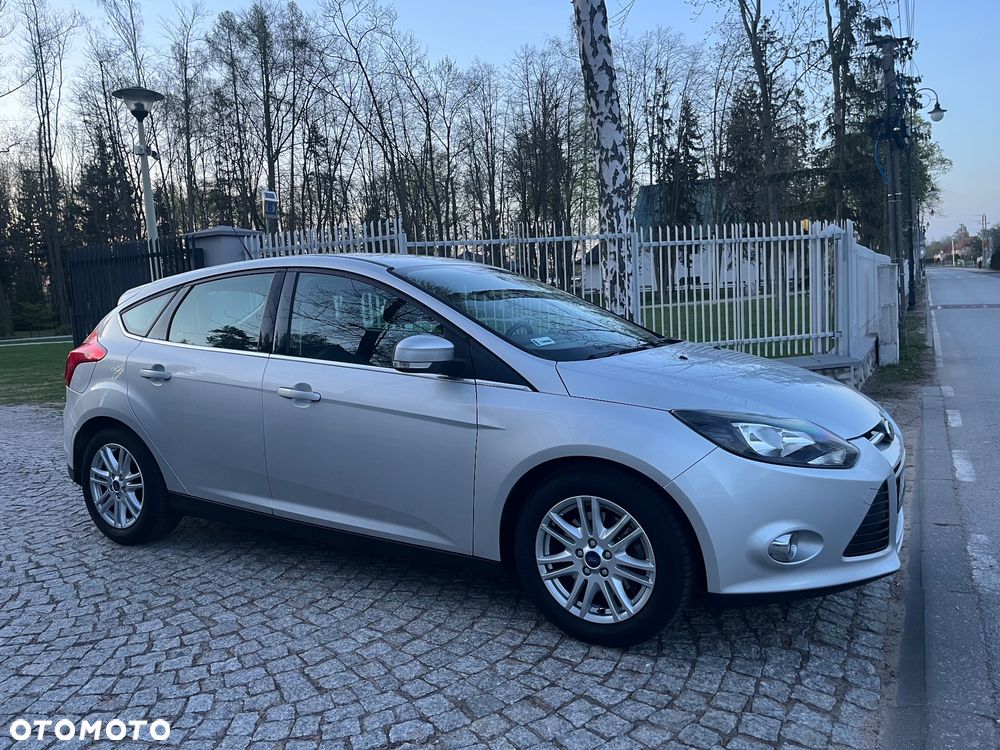 Ford Focus 1.6 EcoBoost Titanium - 18