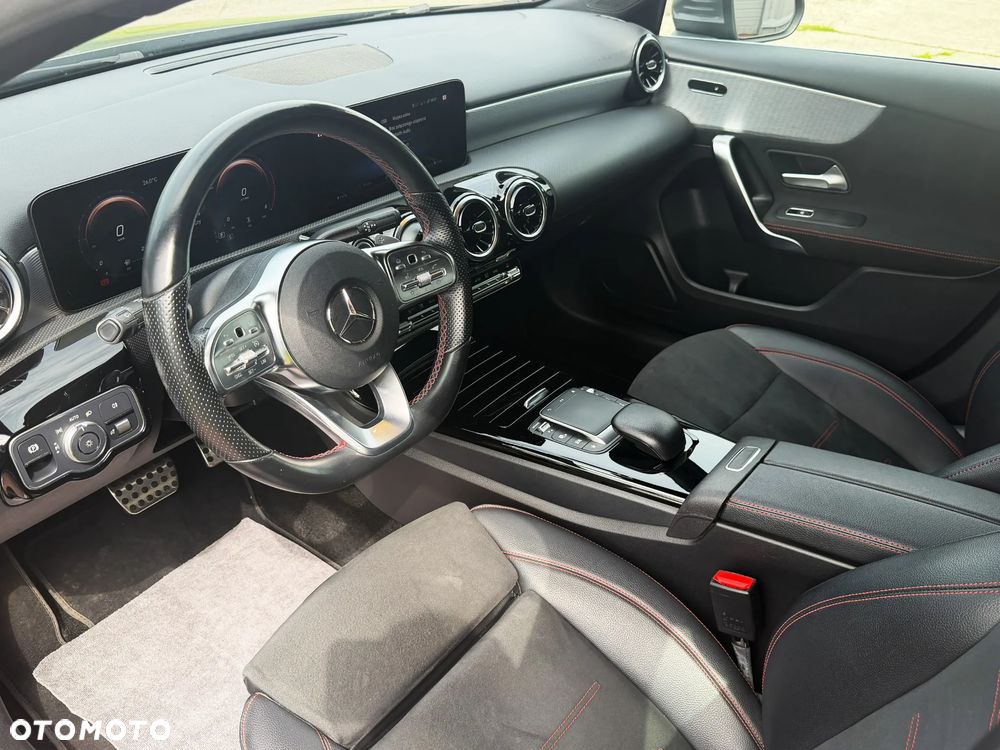 Mercedes-Benz Klasa A 180 d AMG Line 8G-DCT - 14