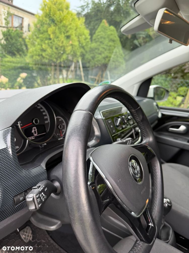 Volkswagen up! 1.0 White Style - 5