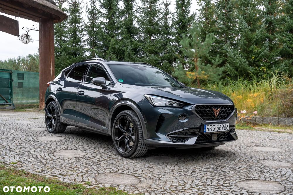 2022 Cupra Formentor VZ 1.4 e-Hybrid DSG, photograph 10