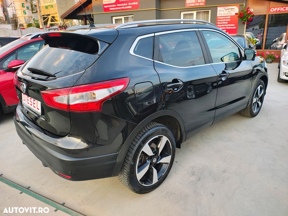 Nissan Qashqai 1.6 DCI ALL-MODE 4x4i TEKNA+ - 3