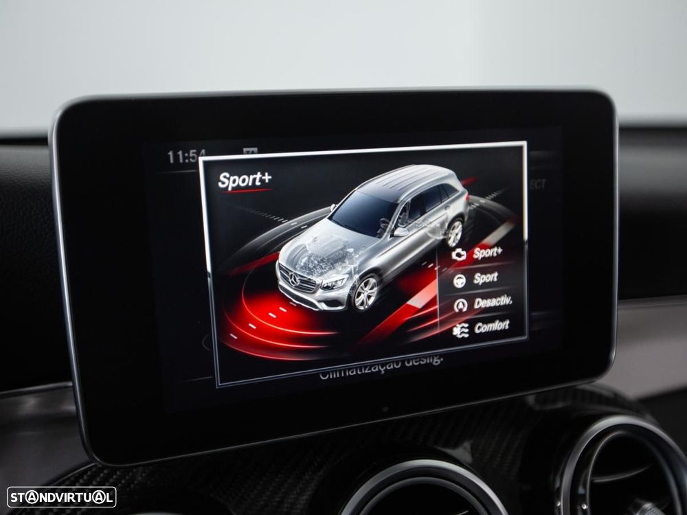 Mercedes-Benz GLC 250 4Matic 9G-TRONIC AMG Line - 33