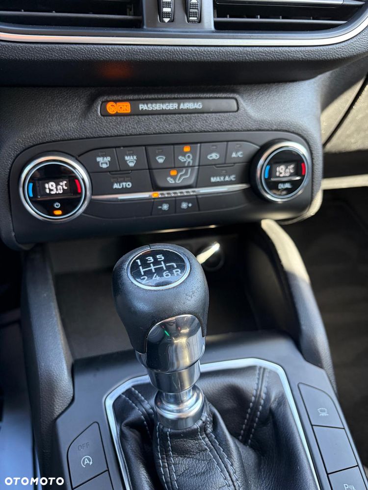 Ford Focus 1.0 EcoBoost Start-Stopp-System ACTIVE DESIGN - 9