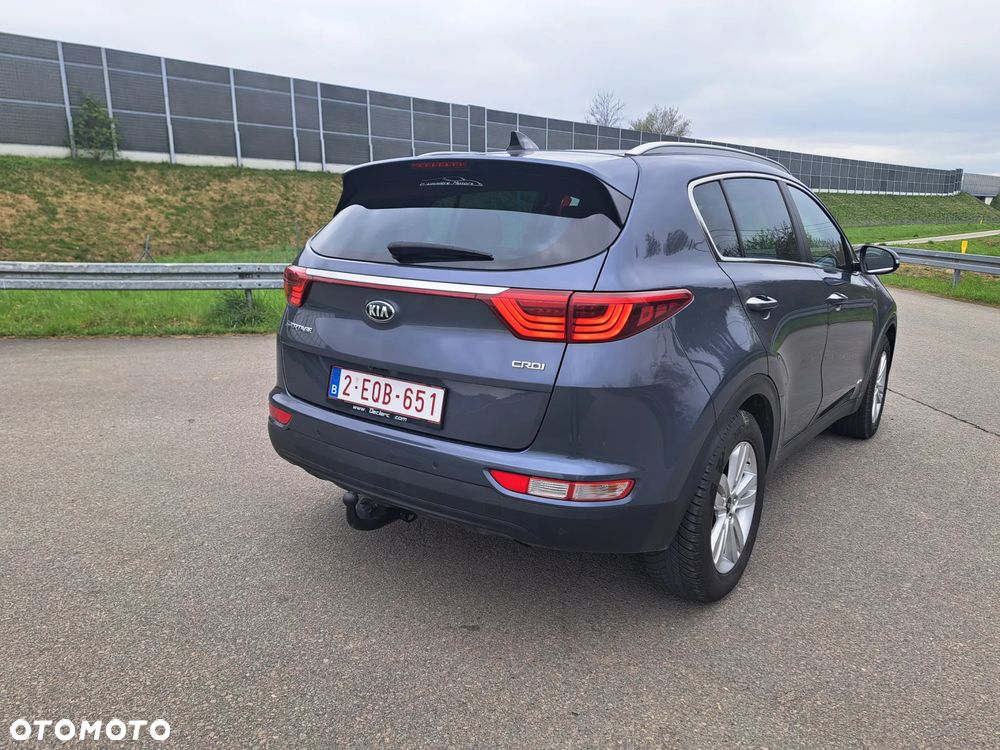 Kia Sportage 2.0 CRDI 4WD Automatik Dream-Team Edition - 32