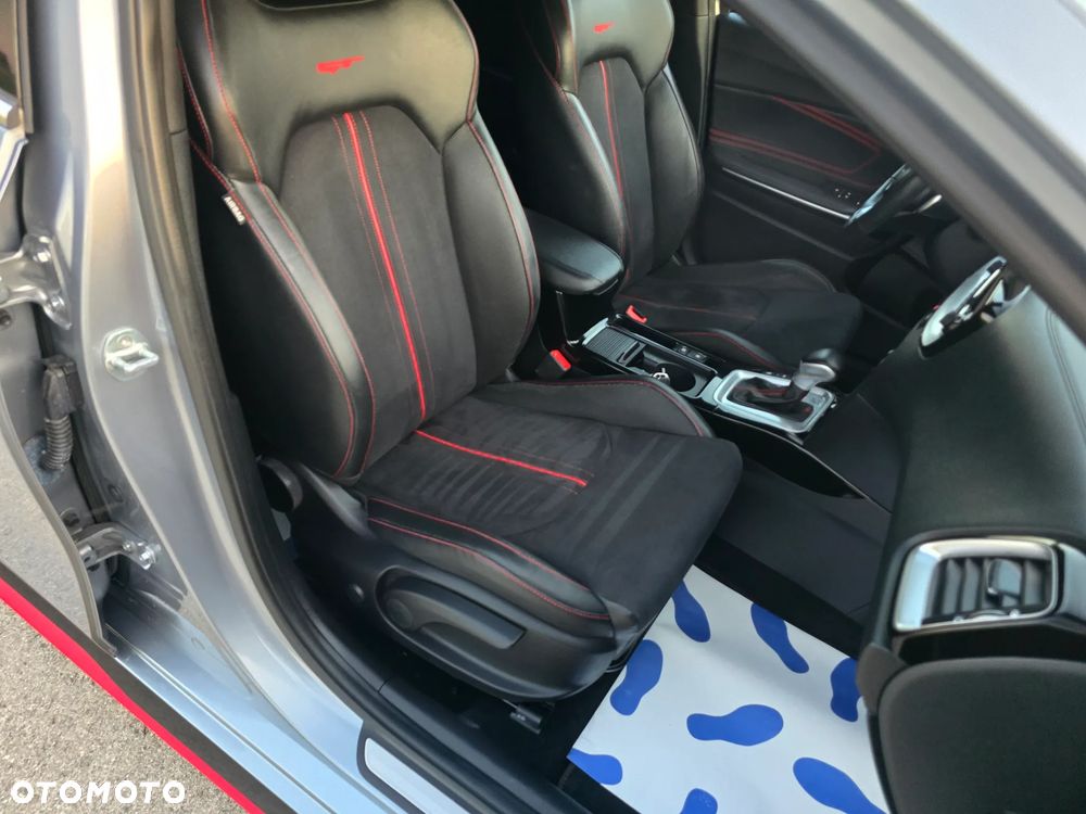 Kia ProCeed 1.6 T-GDI DCT7 OPF GT - 29
