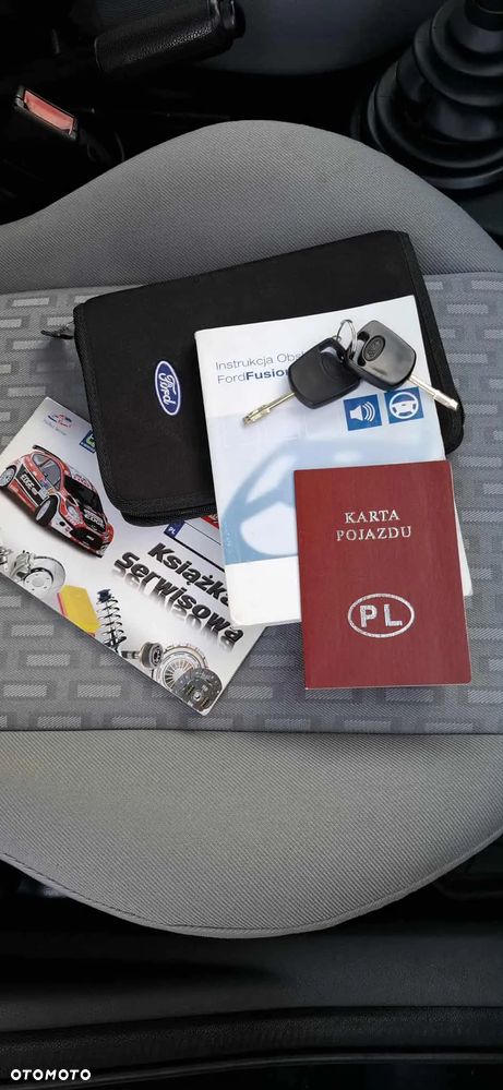 Ford Fusion 1.4 Ambiente - 24